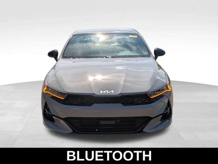 2023 Kia K5 GT-Line photo 1