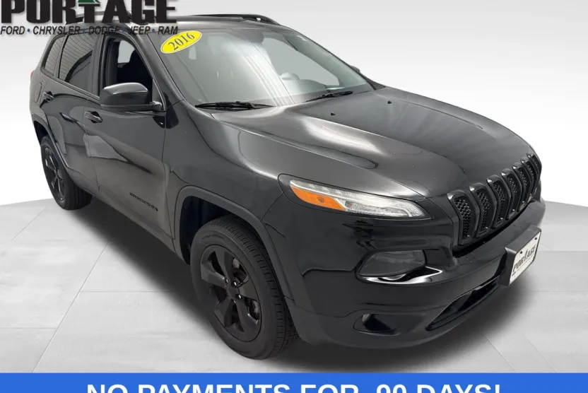 2016 Jeep Cherokee Altitude photo 1