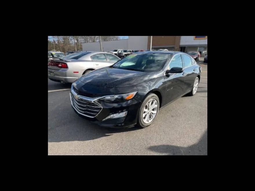 2016 Chevrolet Malibu LS photo 1
