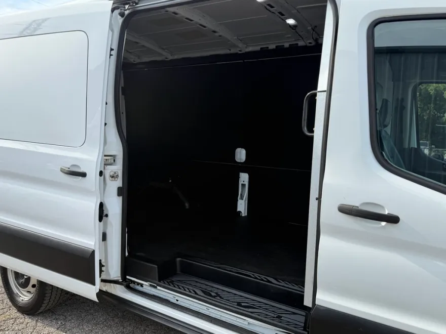 2020 Ford Transit Van photo 1