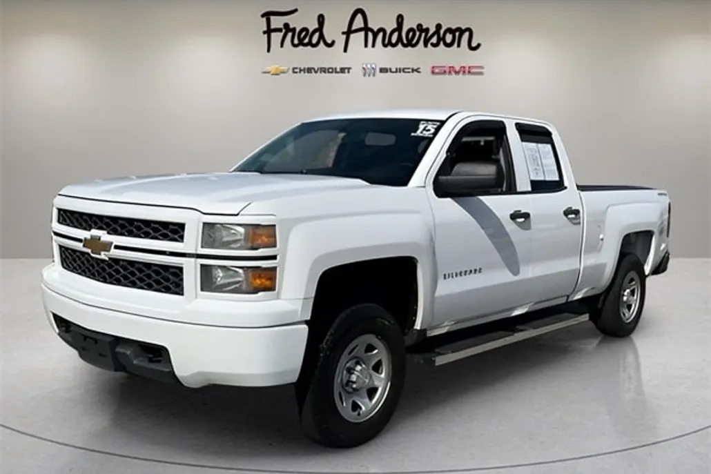 2015 Chevrolet Silverado 1500 photo 1