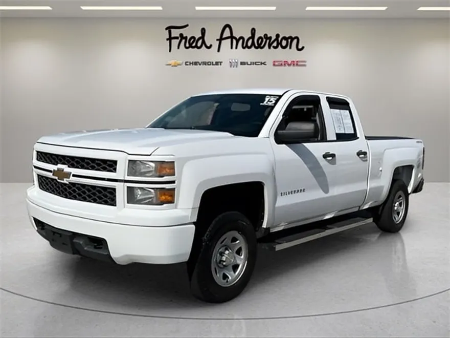 2015 Chevrolet Silverado 1500 photo 1