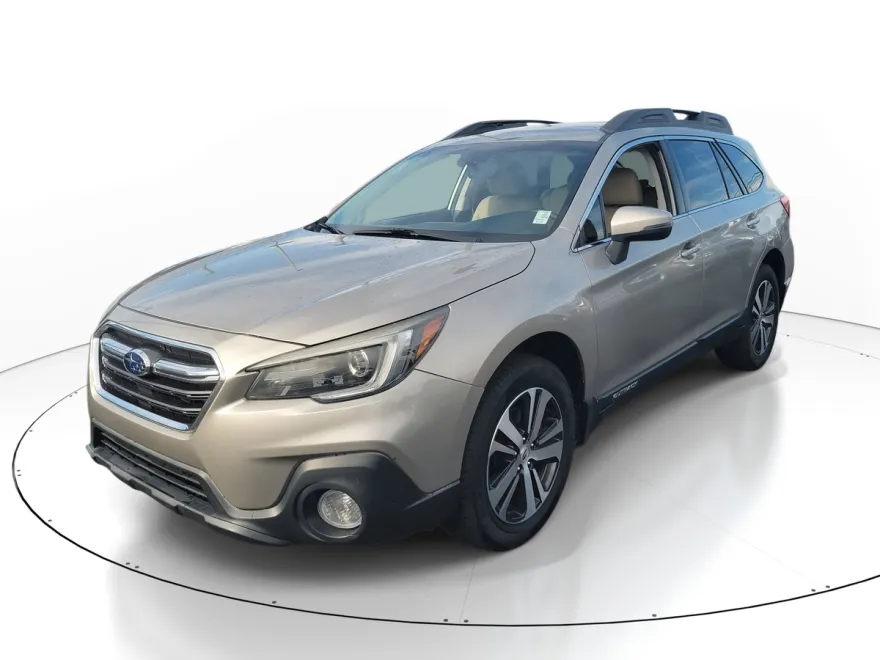 2019 Subaru Outback Limited photo 1