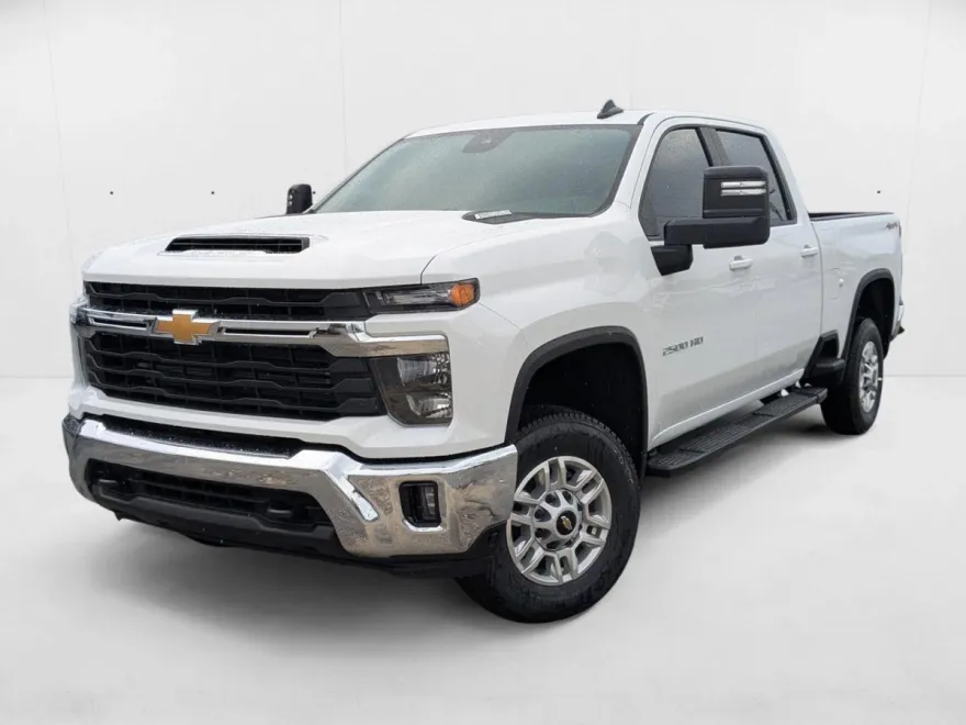 2025 Chevrolet Silverado 2500HD LT photo 1