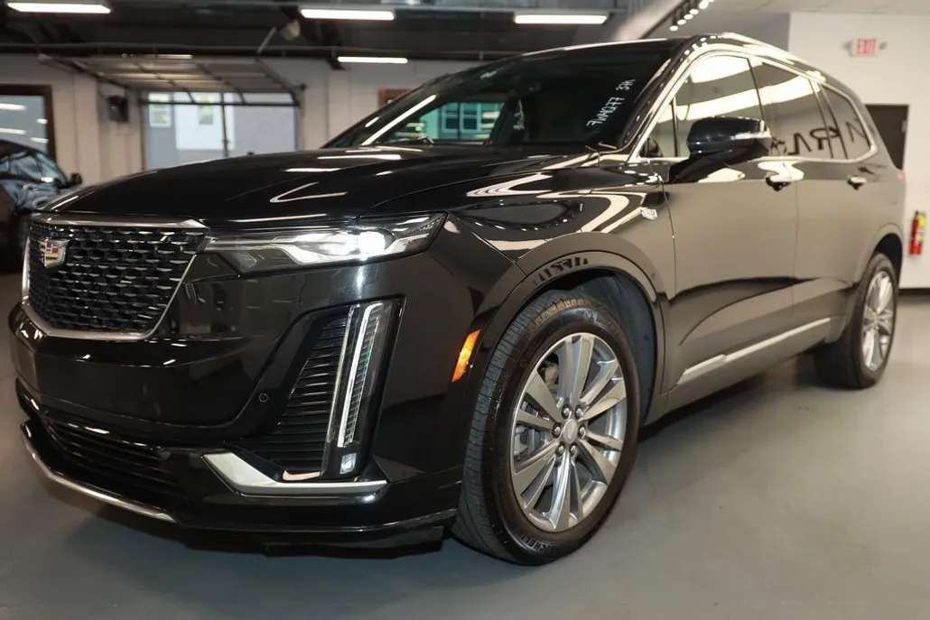 2024 Cadillac XT6 Premium Luxury photo 1