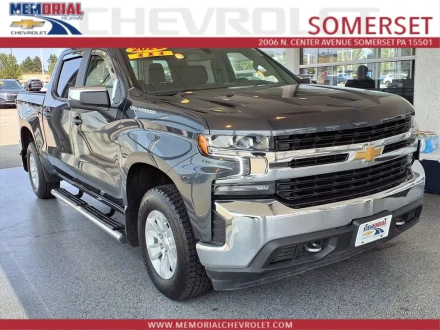 2022 Chevrolet Silverado 1500 LT photo 1