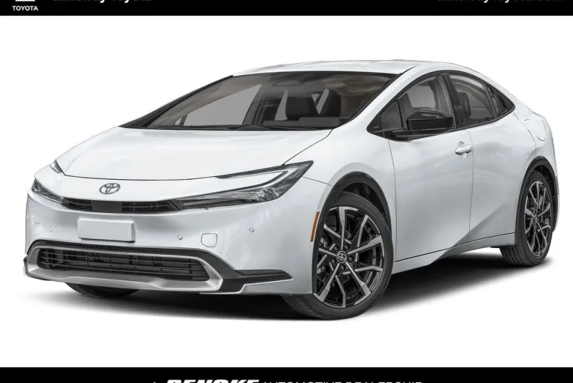 2026 Toyota Prius Plug-in Hybrid XSE photo 1