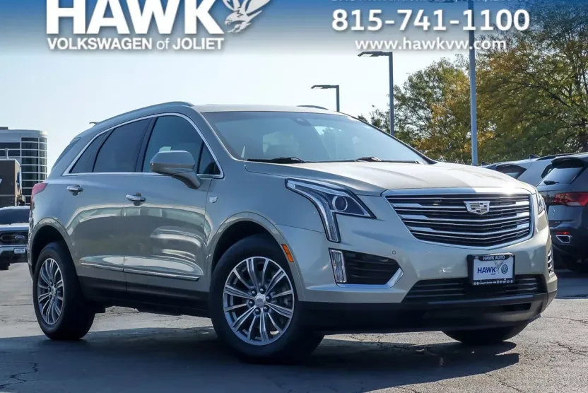 2017 Cadillac XT5 Luxury photo 1