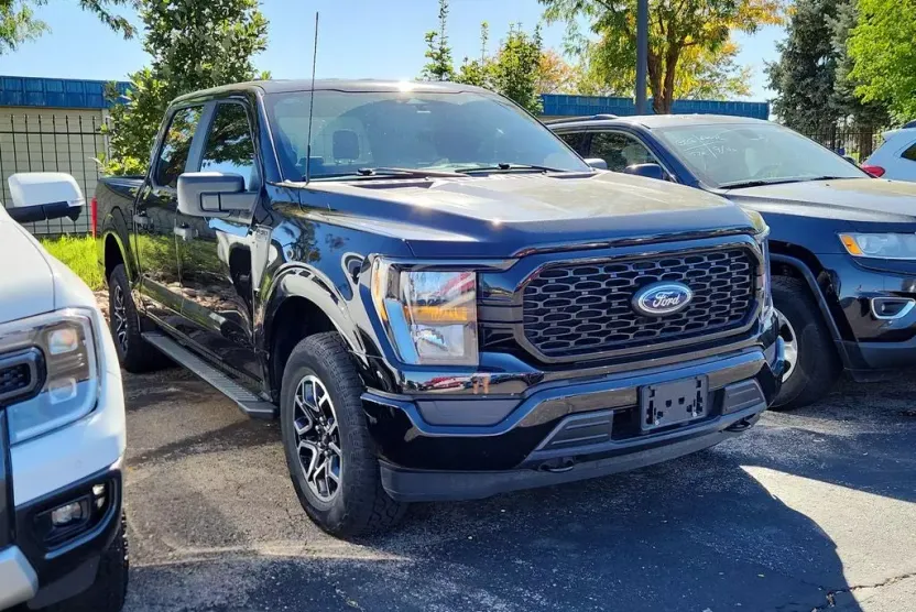 2023 Ford F-150 XL photo 1