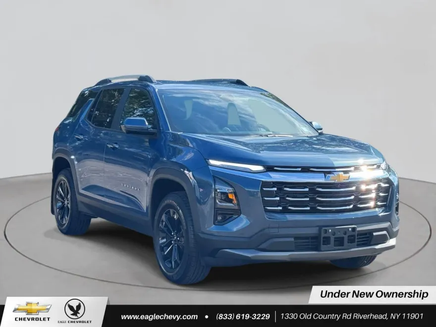 2025 Chevrolet Equinox LT photo 1