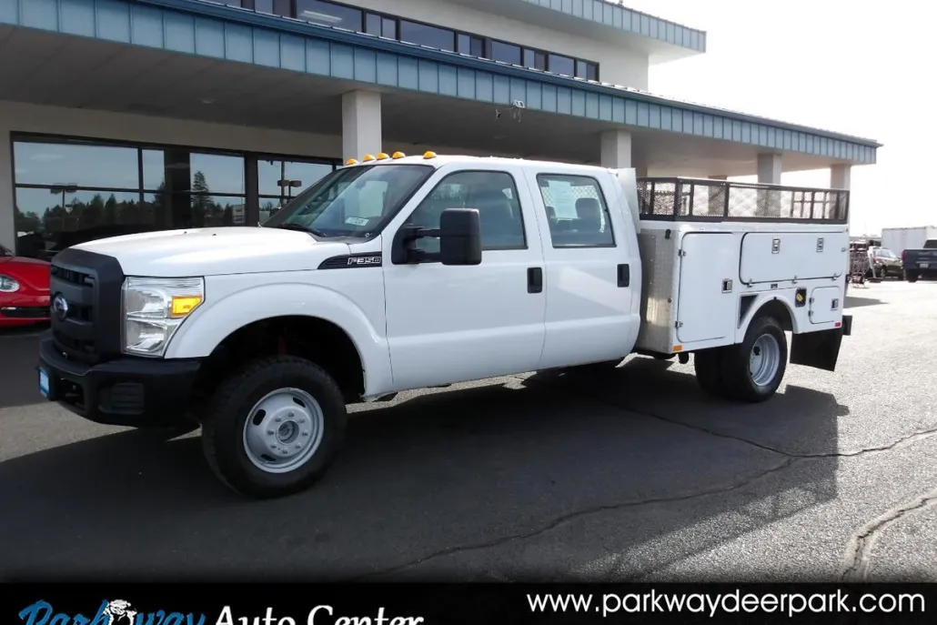 2015 Ford F-350 XL photo 1