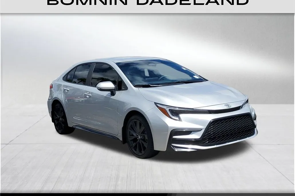2025 Toyota Corolla SE photo 1