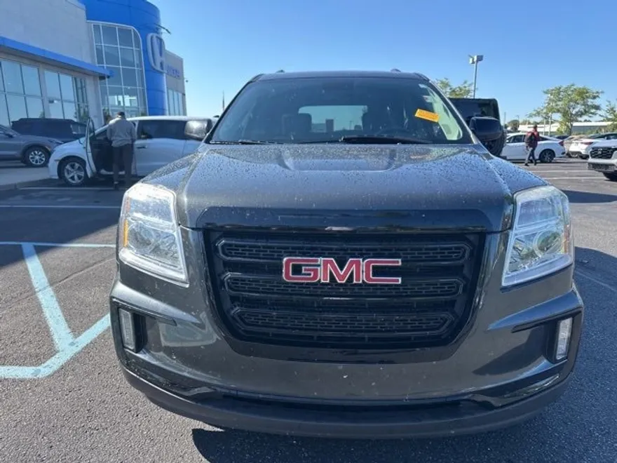 2017 Gmc Terrain SLE photo 1