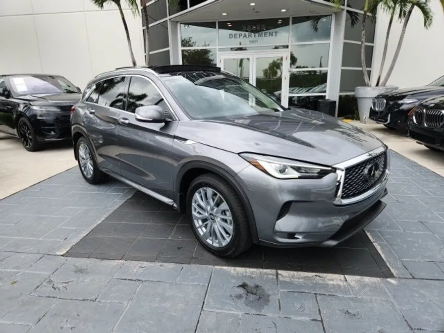 2025 Infiniti QX50 Luxe photo 1