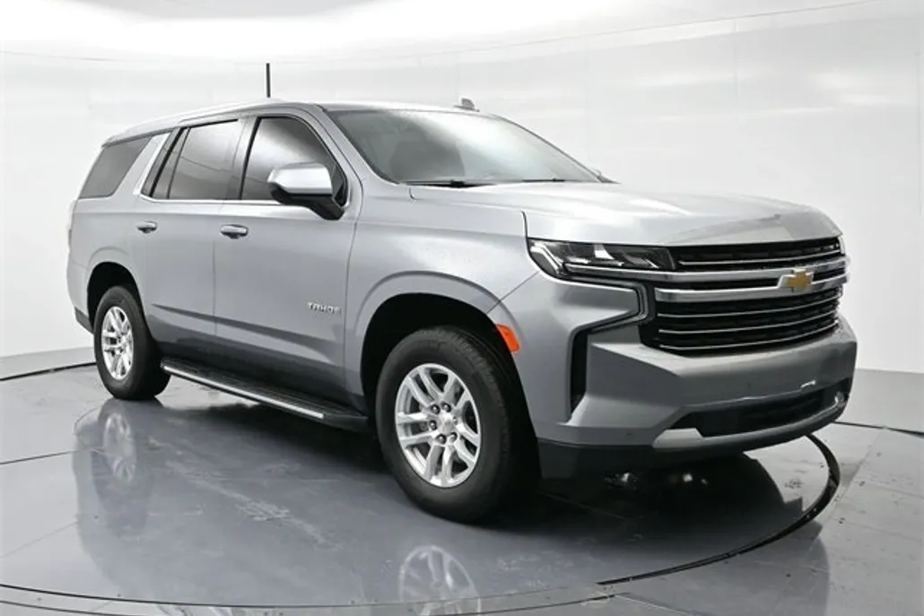 2023 Chevrolet Tahoe LT photo 1