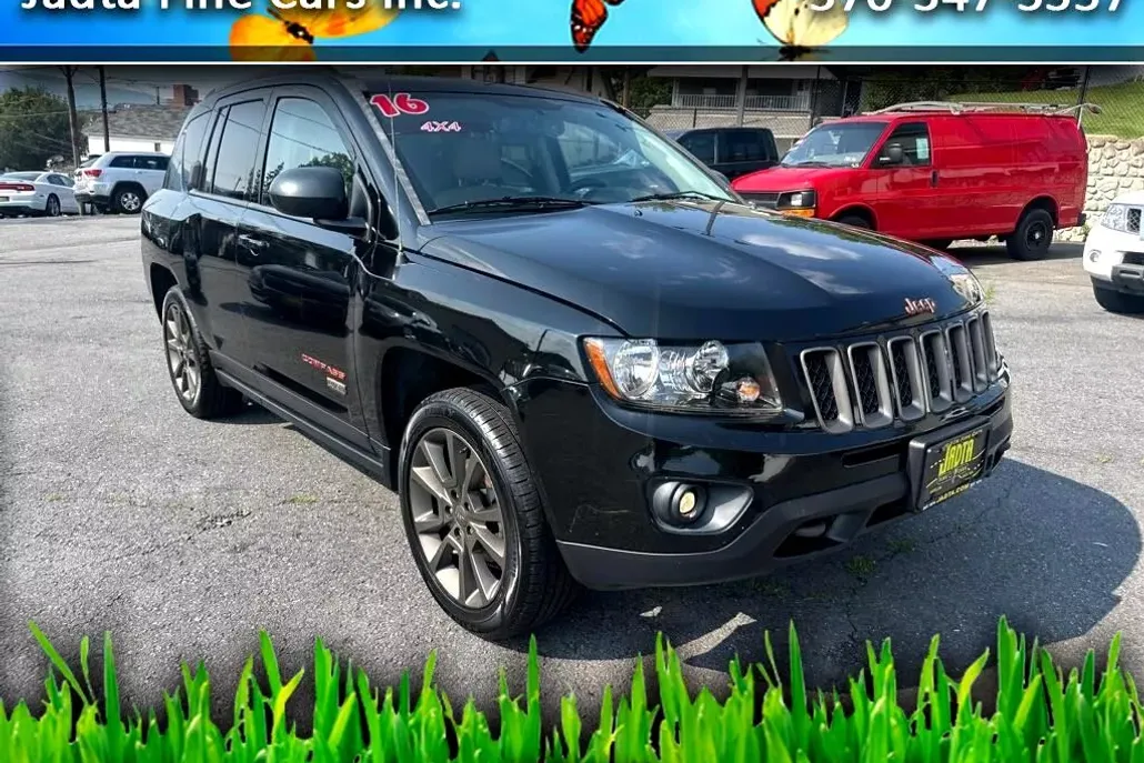 2016 Jeep Compass Anniversary Edition photo 1