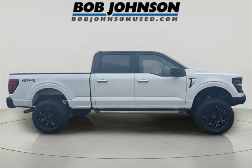 2024 Ford F-150 XLT photo 1