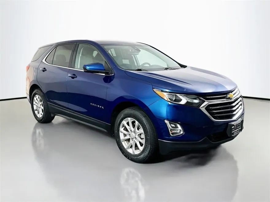 2020 Chevrolet Equinox LT photo 1