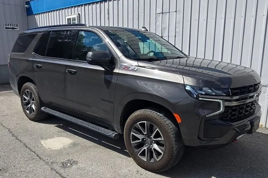 2021 Chevrolet Tahoe Z71 photo 1