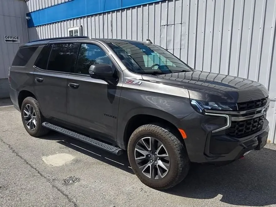 2021 Chevrolet Tahoe Z71 photo 1