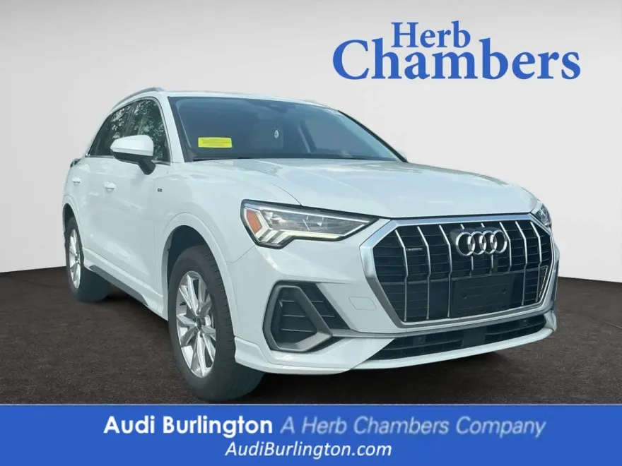 2022 Audi Q3 S line Premium Plus photo 1