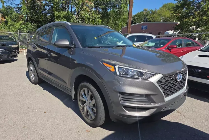 2020 Hyundai Tucson Value photo 1
