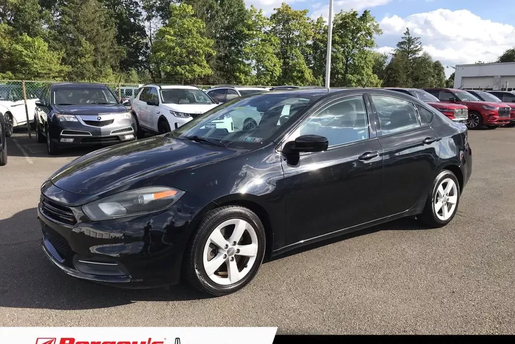 2016 Dodge Dart SXT photo 1