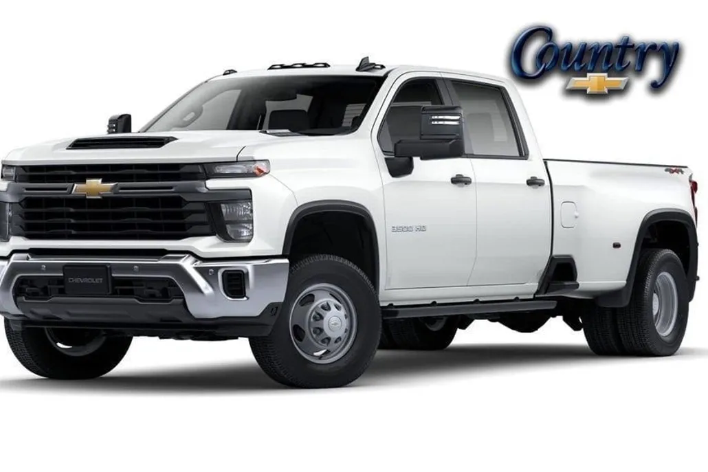 2025 Chevrolet Silverado 3500HD photo 1