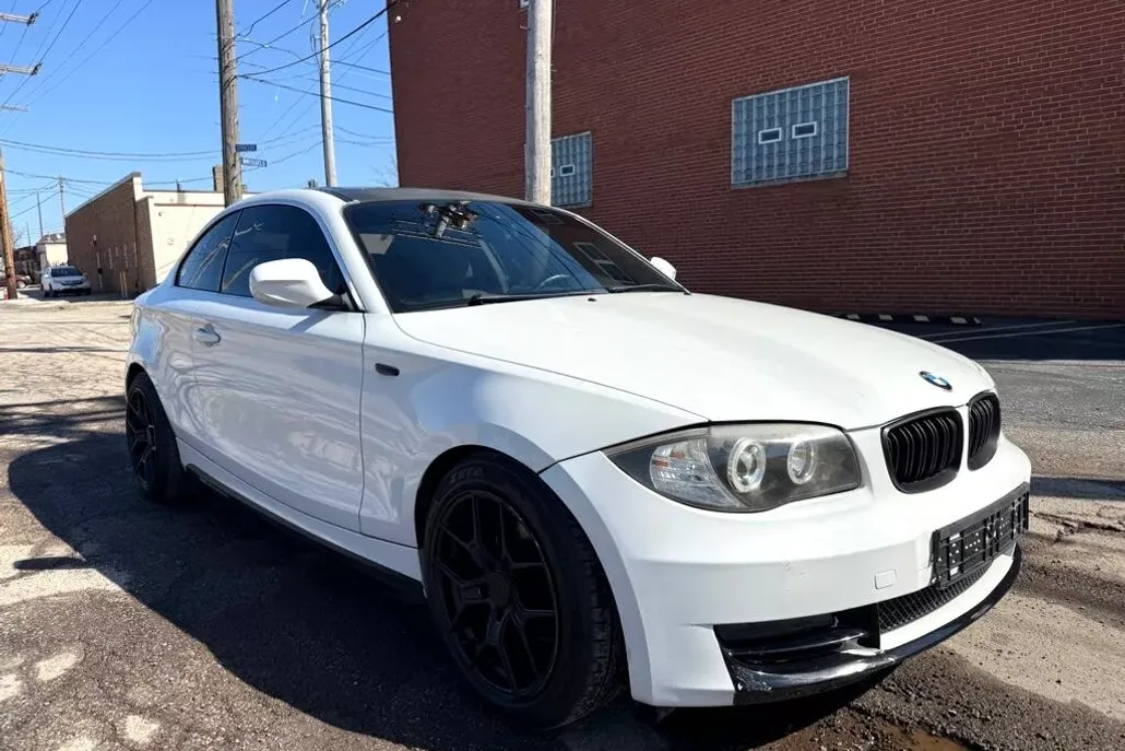 2011 Bmw 128i 1-Series photo 1