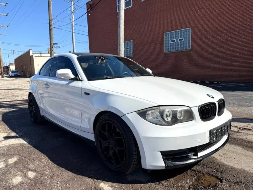 2011 Bmw 128i 1-Series photo 1