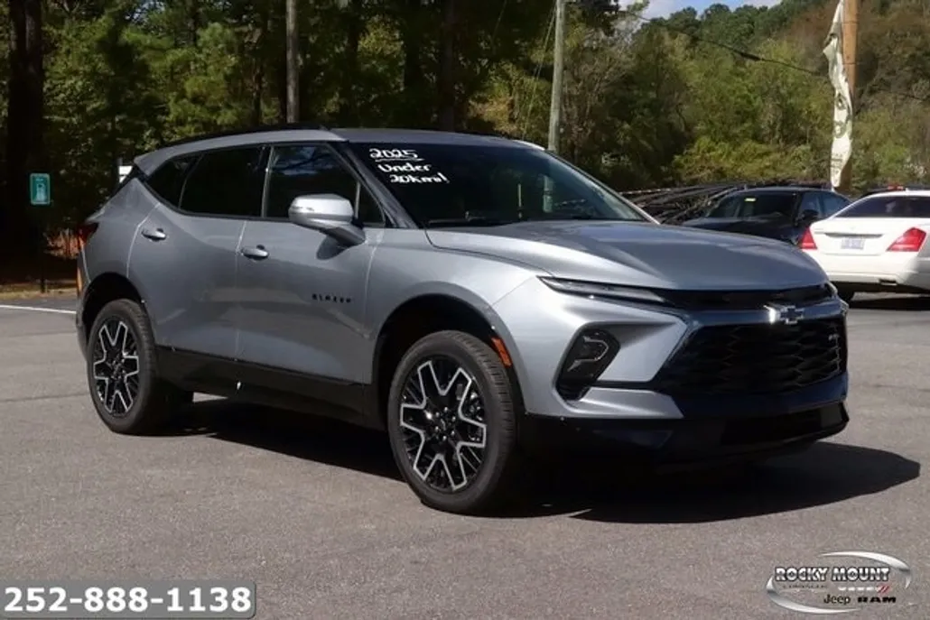 2025 Chevrolet Blazer RS photo 1