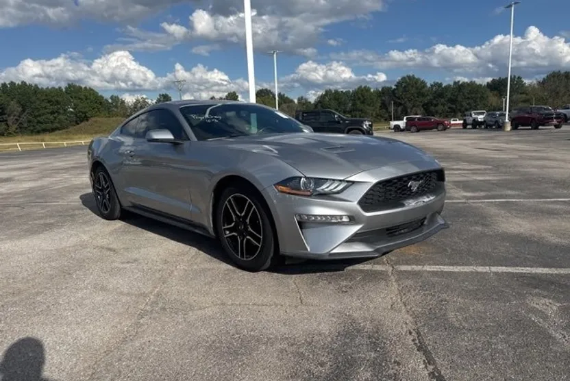 2020 Ford Mustang EcoBoost Premium photo 1