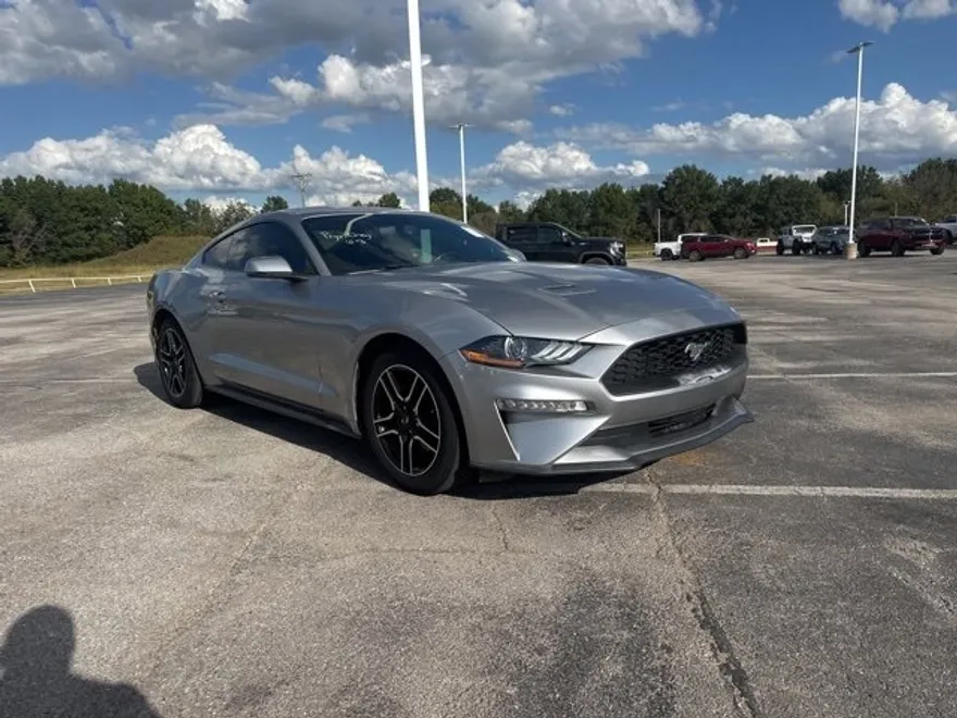 2020 Ford Mustang EcoBoost Premium photo 1