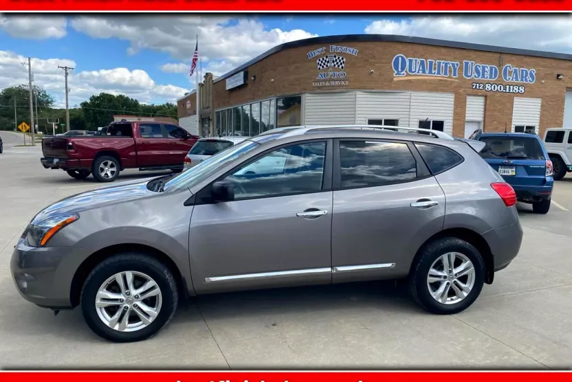 2015 Nissan Rogue Select S AWD photo 1
