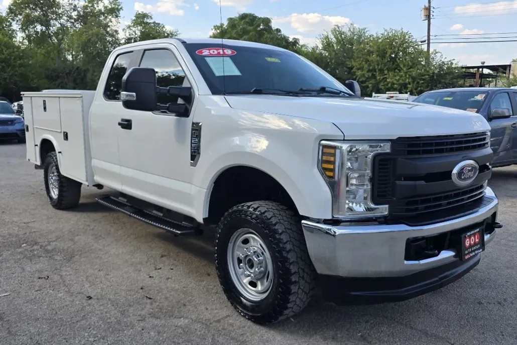 2019 Ford F-250 XL photo 1