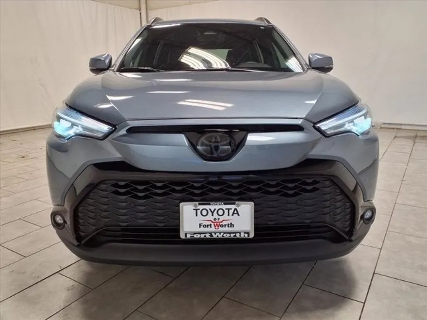 2024 Toyota Corolla Cross Hybrid XSE photo 1