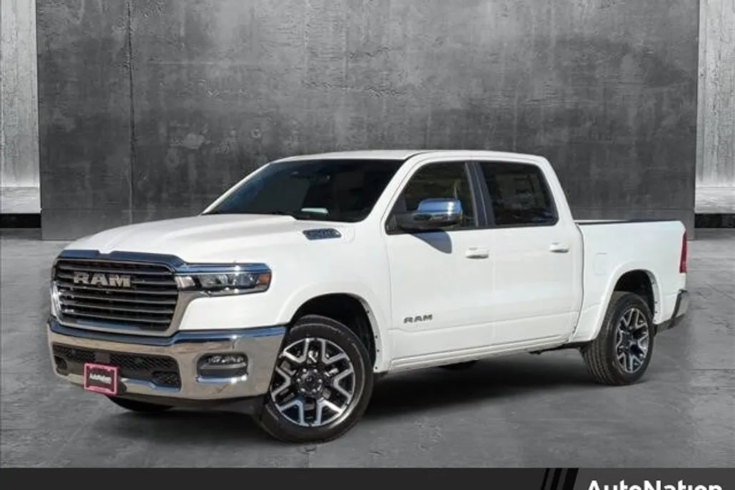 2025 Ram 1500 Laramie photo 1