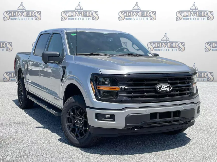 2025 Ford F-150 XLT photo 1