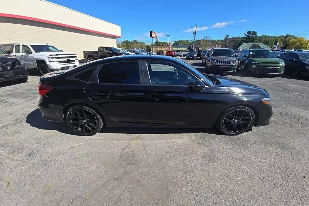 2022 Honda Civic Sport photo 1