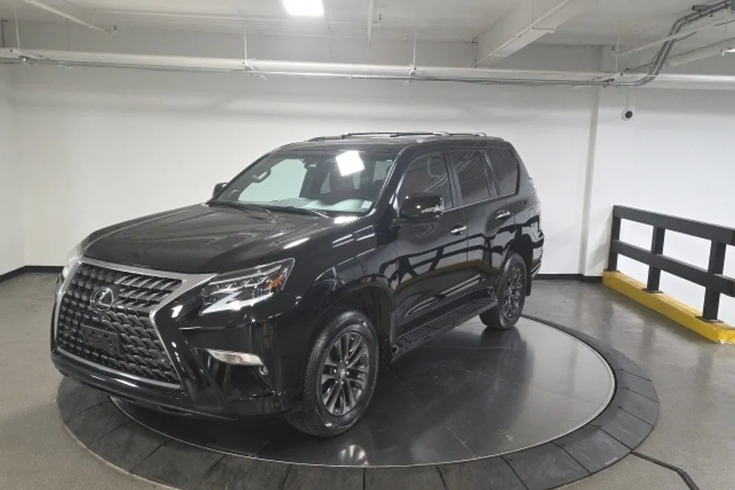2023 Lexus GX 460 photo 1