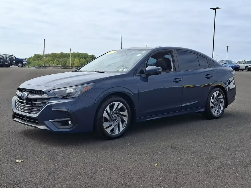 2023 Subaru Legacy Limited photo 1