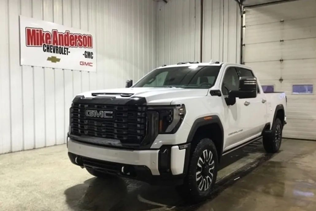 2024 Gmc Sierra 2500 HD Denali Ultimate photo 1