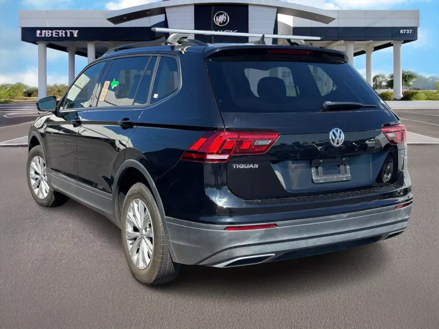 2020 Volkswagen Tiguan S photo 1