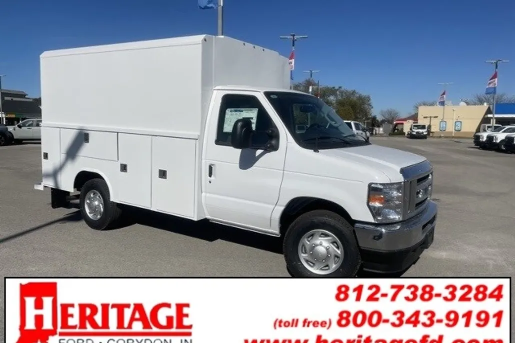 2025 Ford E-350 Base photo 1