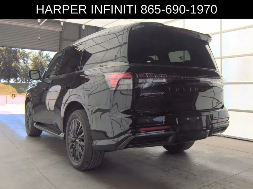 2025 Infiniti QX80 photo 1