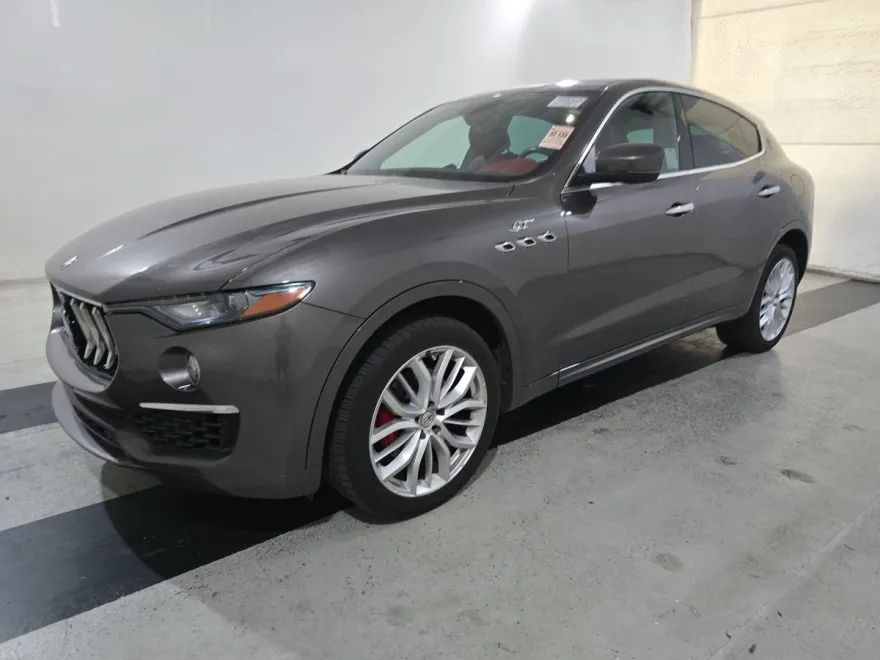 2022 Maserati Levante GT photo 1