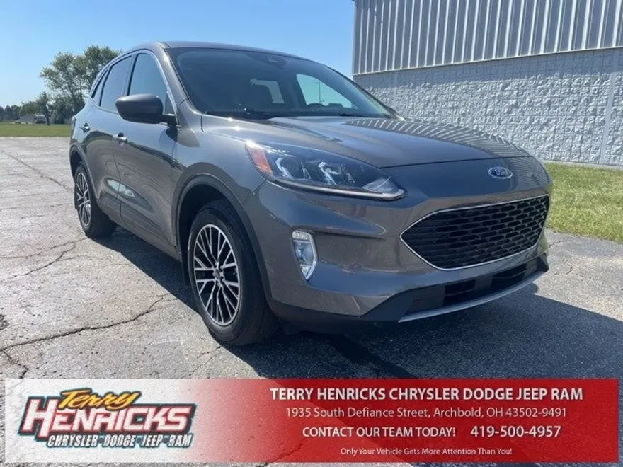 2022 Ford Escape Plug-In Hybrid SEL photo 1