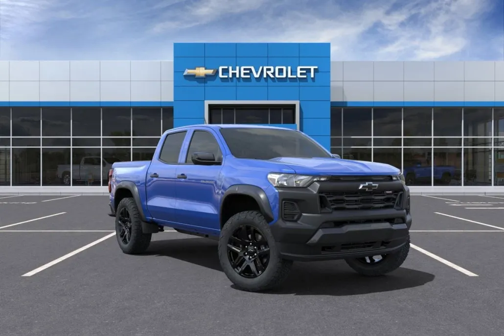 2025 Chevrolet Colorado Trail Boss photo 1
