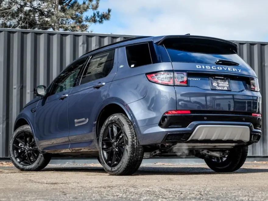 2025 Land Rover Discovery Sport S photo 1