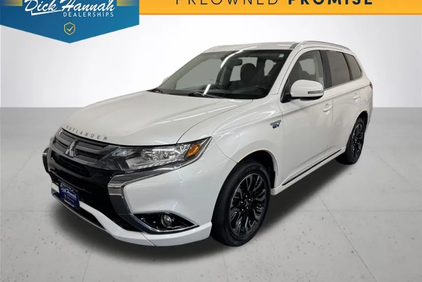 2018 Mitsubishi Outlander PHEV SEL photo 1